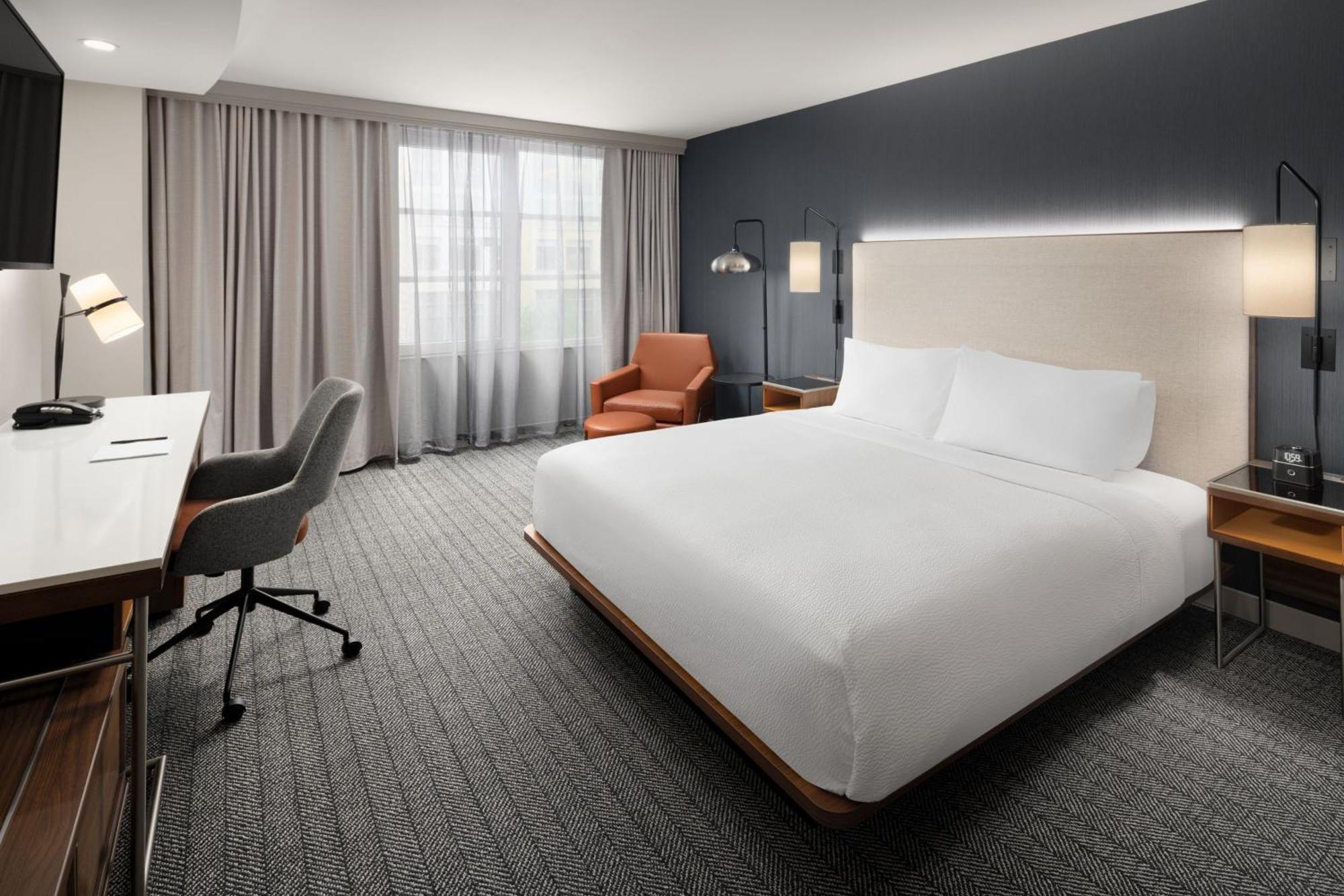 Courtyard By Marriott Seattle Bellevue/Downtown Hotel Ngoại thất bức ảnh